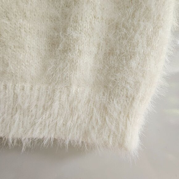 New with Tags Garage Womens Off White Fuzzy Knit Tank Top, Size Small - Picture 8 of 10